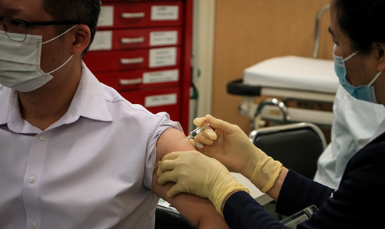 Surgical Masks vs. Cloth Masks vs. Respirator Masks